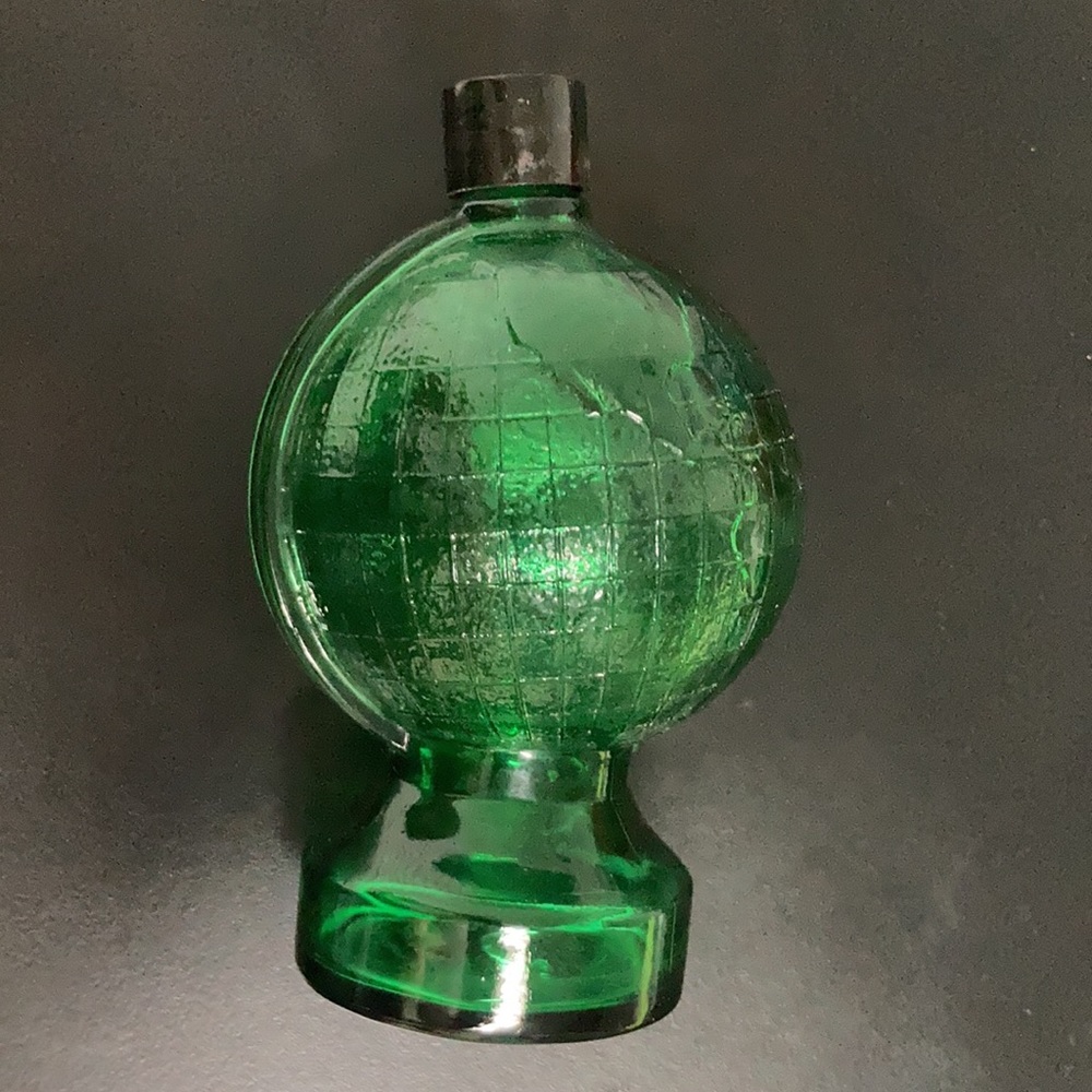 GLOBE, green vintage glass globe Avon,good condition